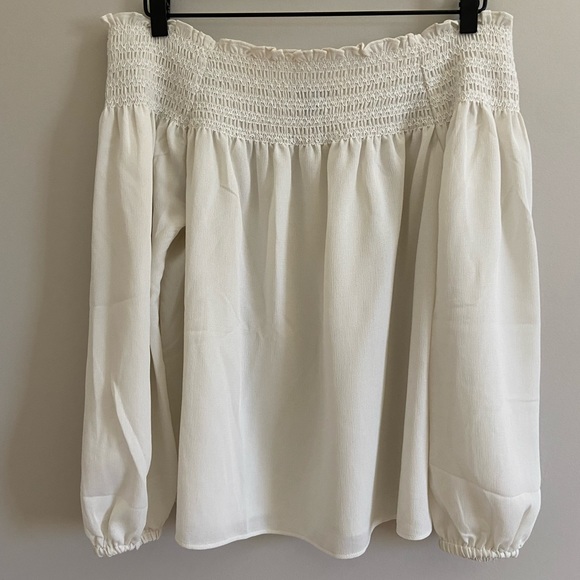 Ann Taylor Off The Shoulder Blouse - Picture 7 of 8